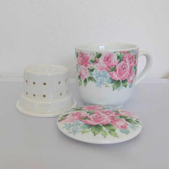Two set of Abbott tea cup with their lid and the tea strainer - Picture 2 of 6